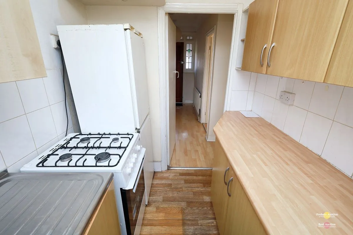 RESI – 79 Turner Road