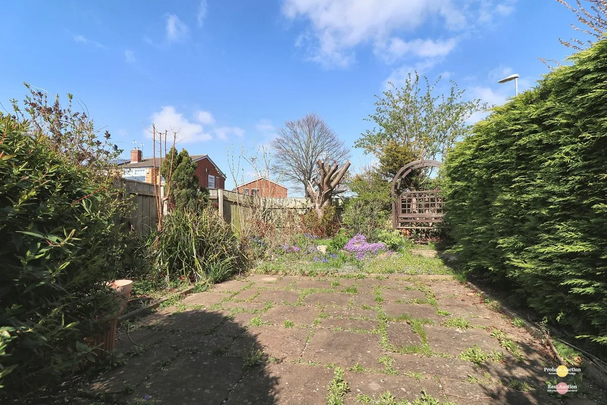 RESI – 14 Middleton Avenue