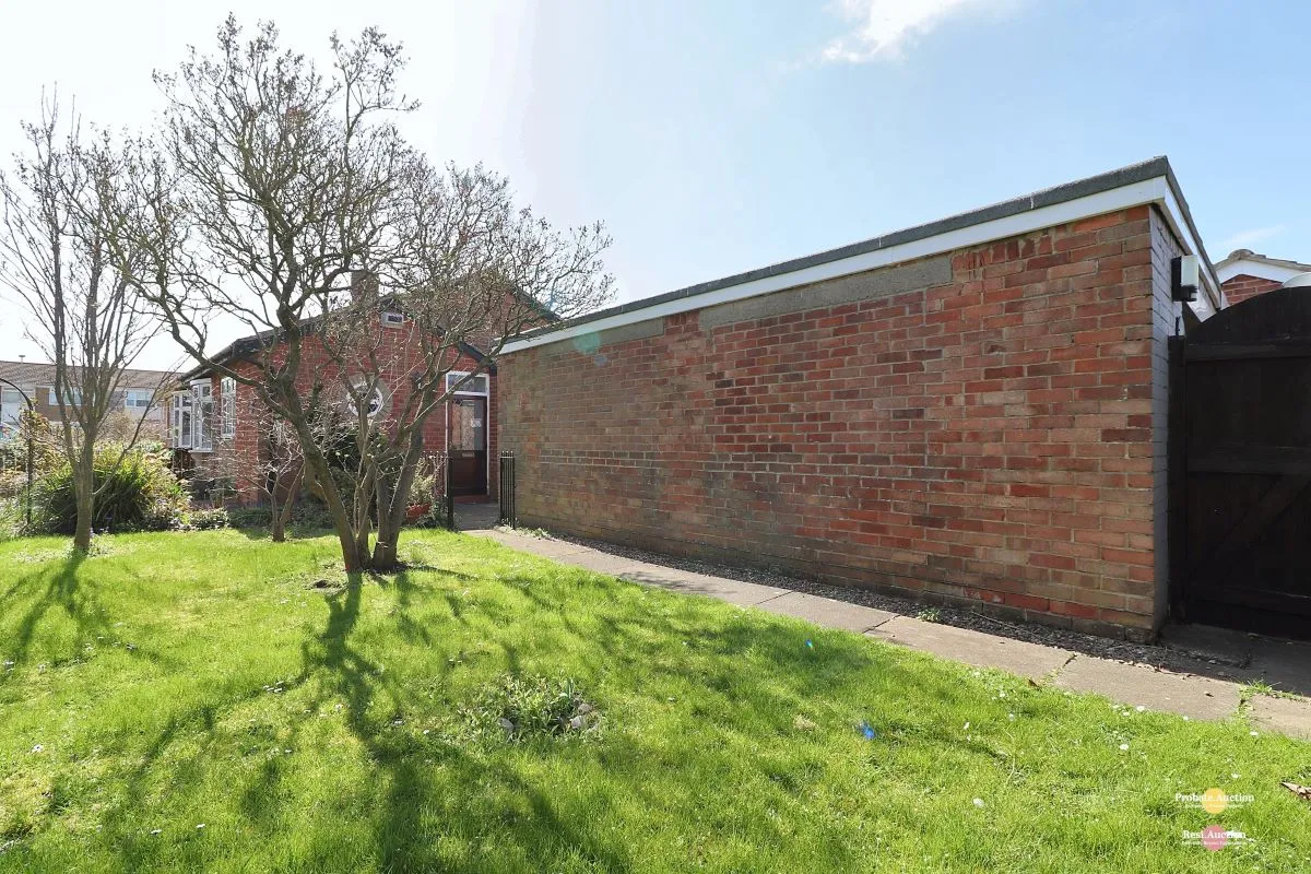 RESI – 14 Middleton Avenue