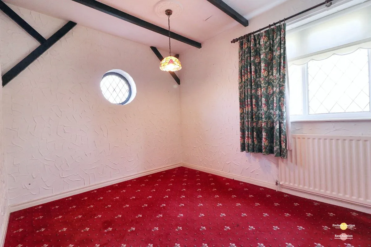 RESI – 14 Middleton Avenue