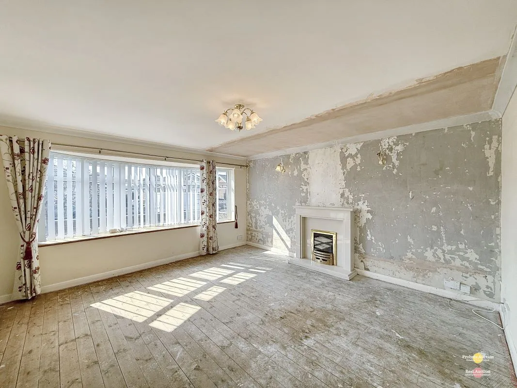 RESI – 9 Arran Close