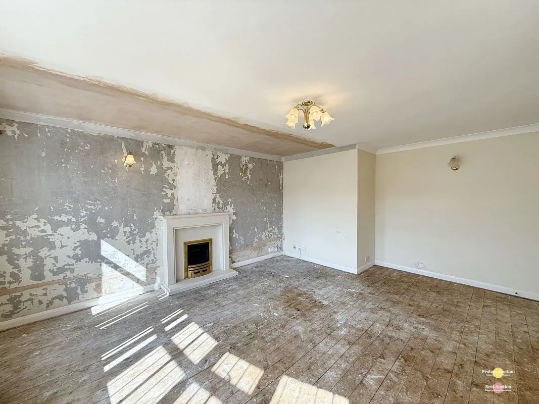 RESI – 9 Arran Close