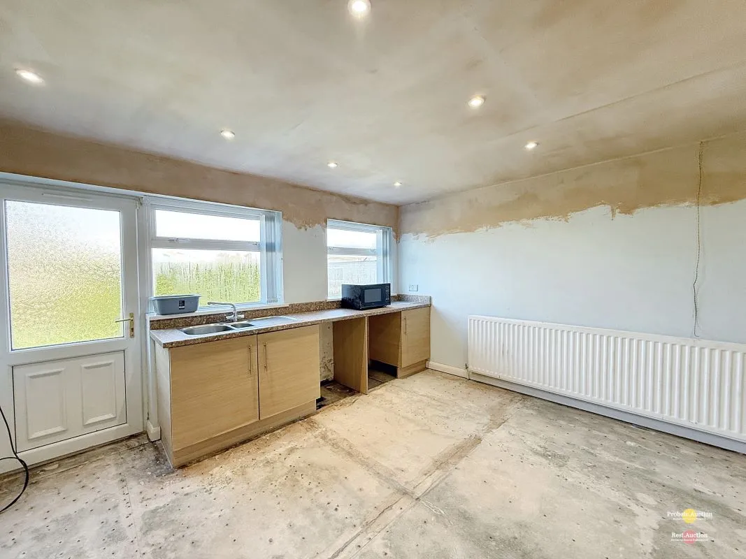 RESI – 9 Arran Close