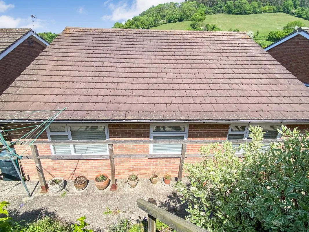 6 Glenwater Close
