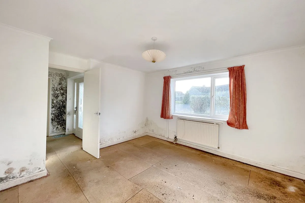 7 St. Giles Close