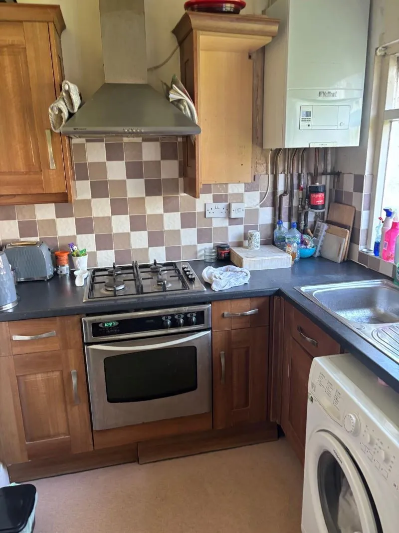 RESI – GF Flat, 18 Radley Road