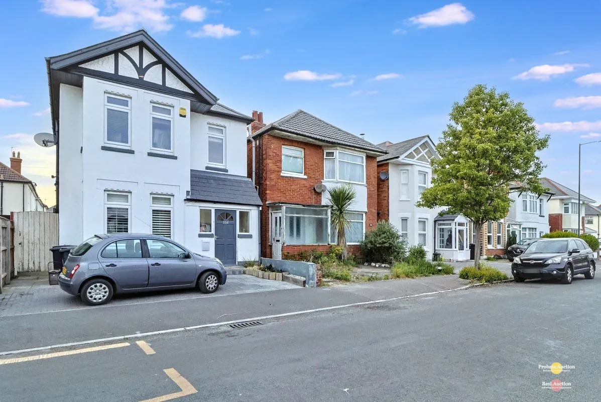 RESI – 106 Beaufort Road