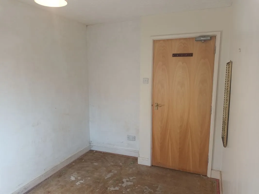 6 Norcombe Court