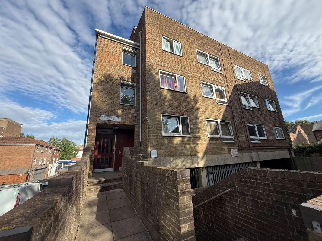 7 Dumfries Street
