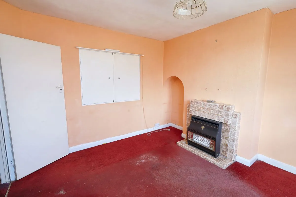 31 Hillsborough Road
