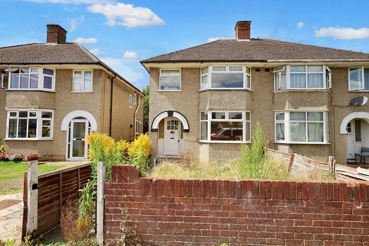 31 Hillsborough Road