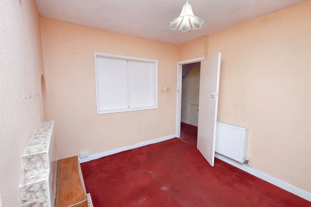 31 Hillsborough Road