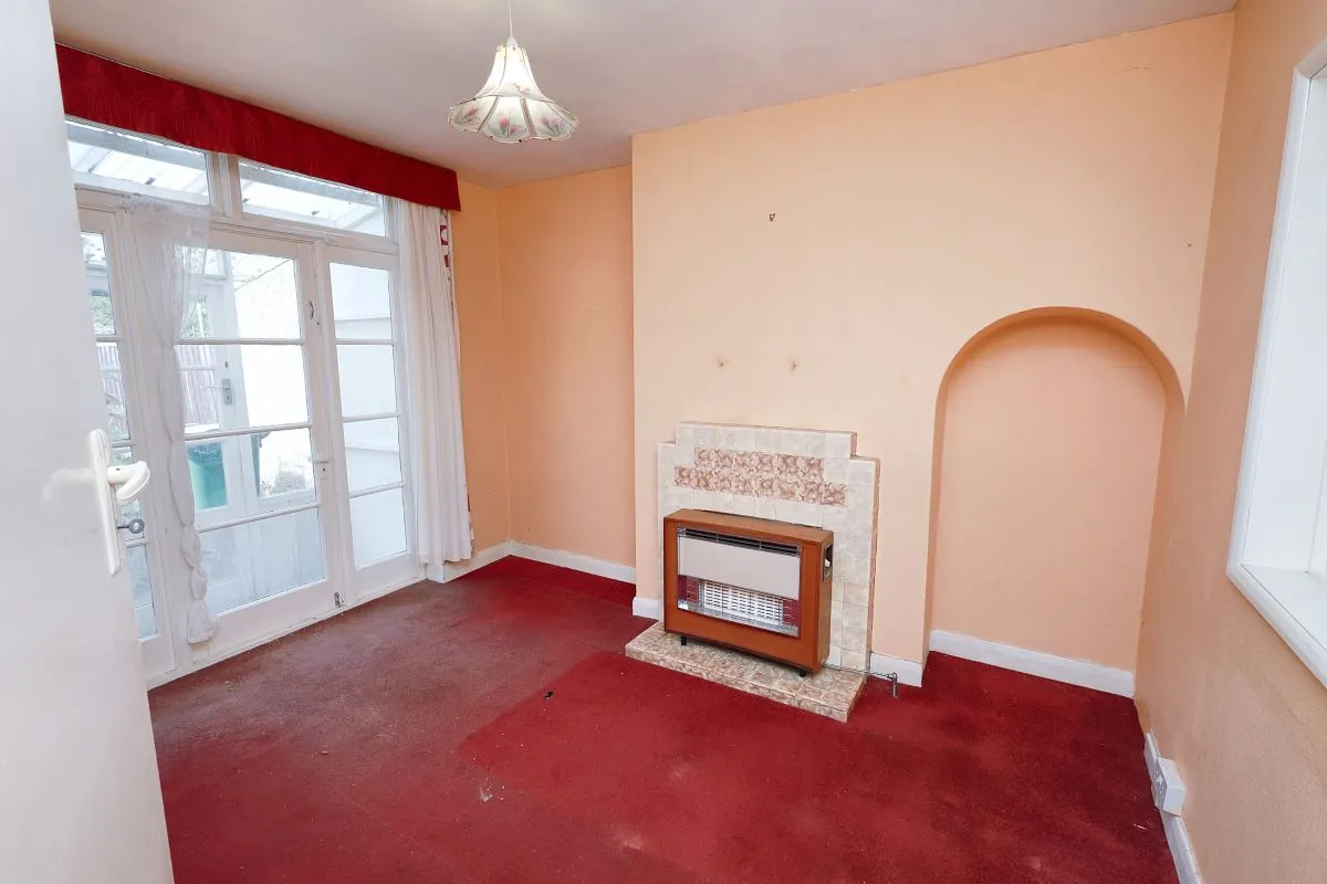 31 Hillsborough Road