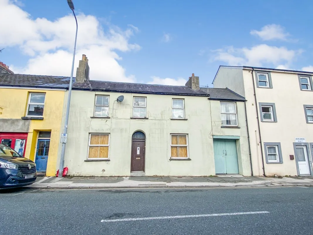 4 Laws Street, Pembroke Dock, Dyfed, SA72 6DL