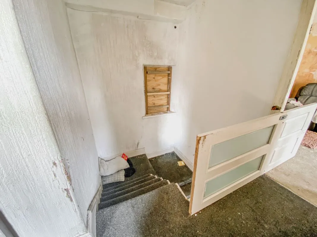 4 Laws Street, Pembroke Dock, Dyfed, SA72 6DL