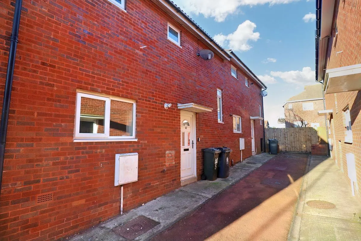 Elizabeth Drive, Newcastle upon Tyne, Tyne and Wear, NE12 9QP - Online Auctions