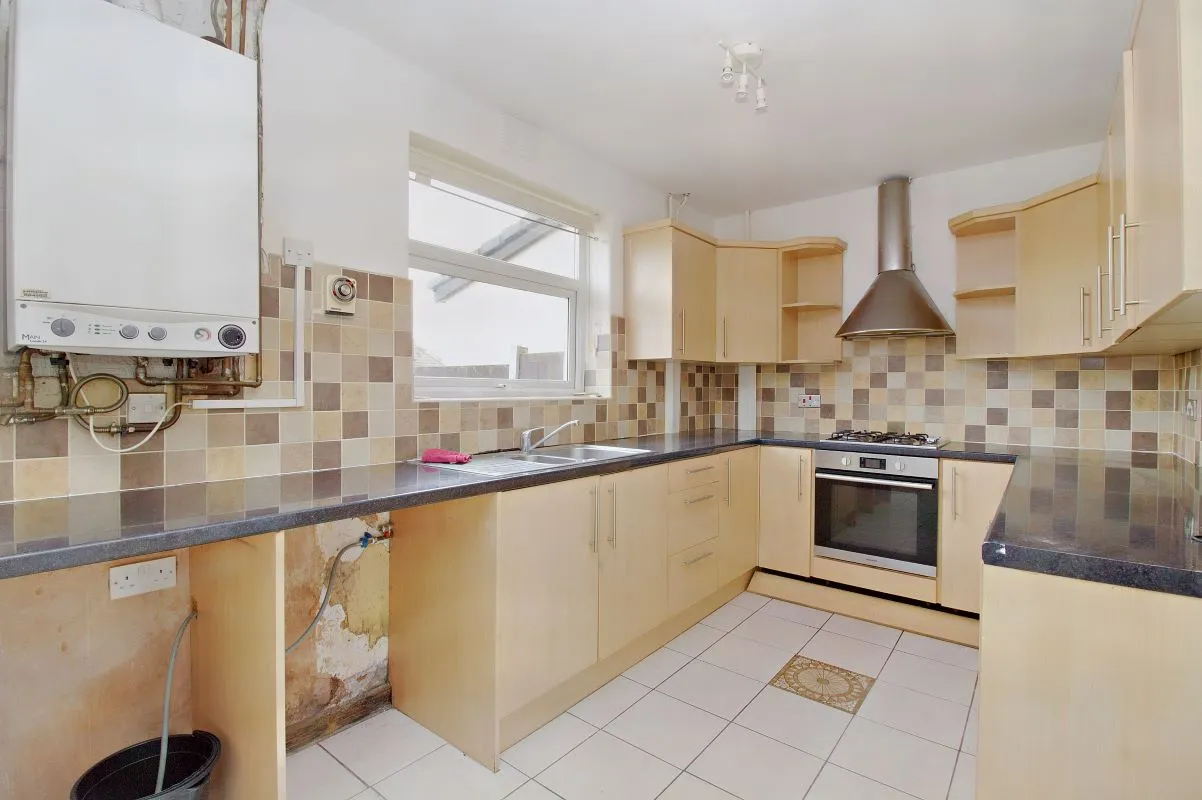 Garway, Liverpool, Merseyside, L25 5LP - Online Auctions