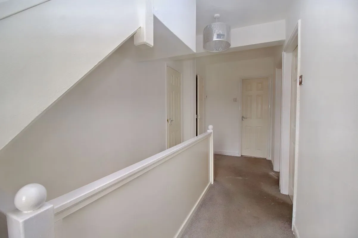 Garway, Liverpool, Merseyside, L25 5LP - Online Auctions
