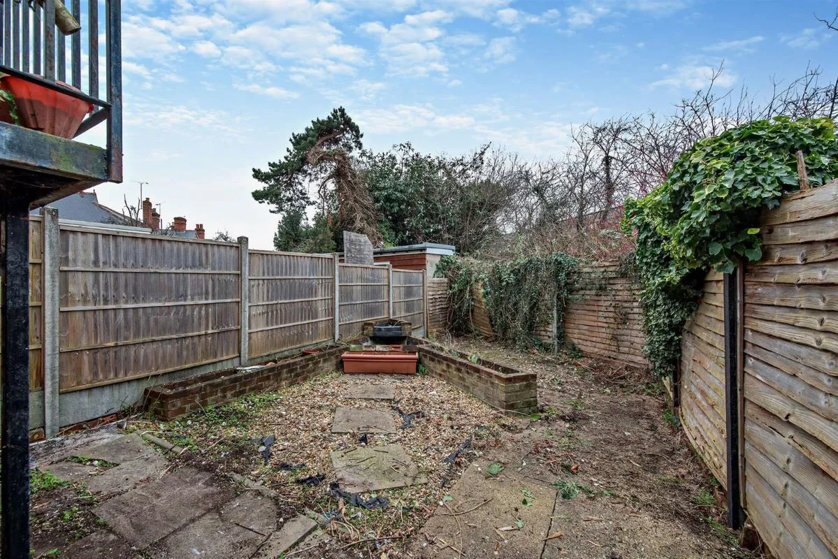 London Road, Reading, Reading, RG1 3PE - Online Auctions