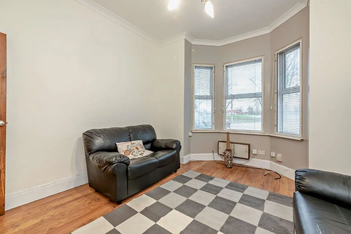 London Road, Reading, Reading, RG1 3PE - Online Auctions