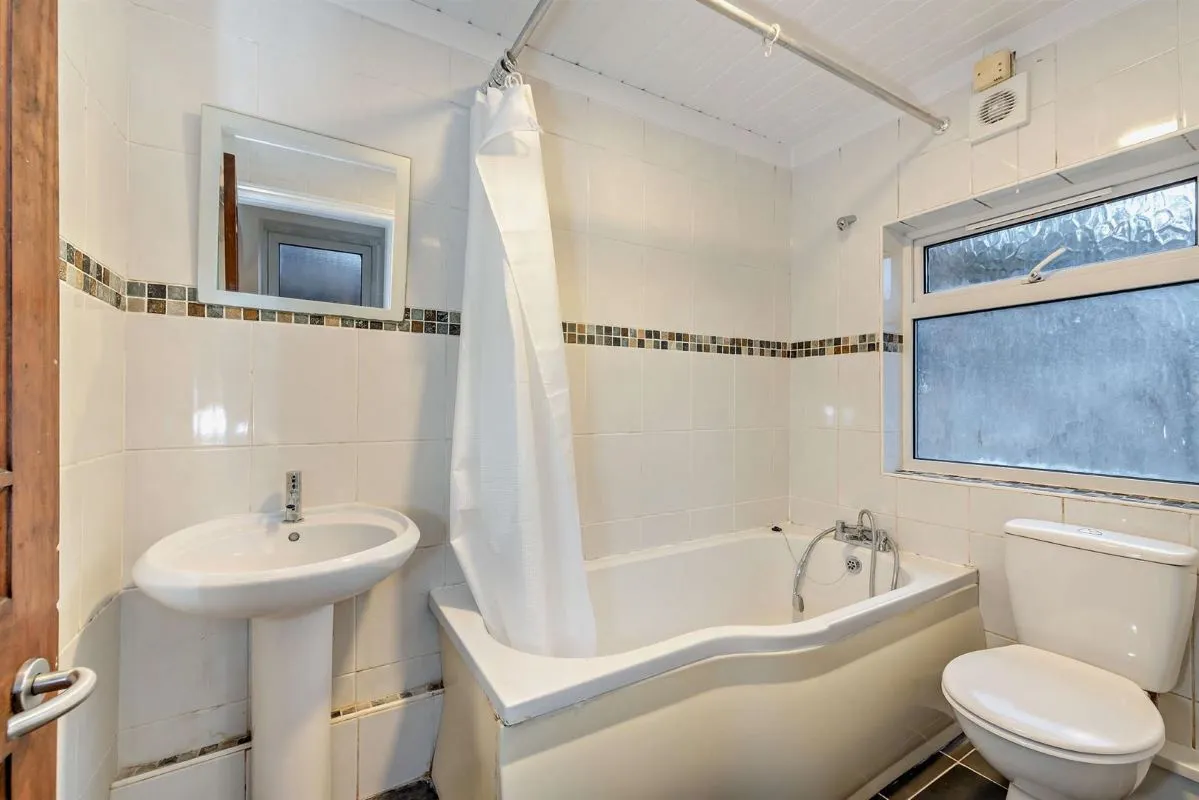 London Road, Reading, Reading, RG1 3PE - Online Auctions