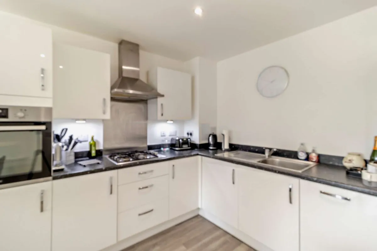Hayworth House,, Todd Close, Borehamwood, WD6 1AB - Online Auctions