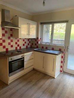Lot 68 - Flat 19 Vanewood Court, Plunch Lane, Mumbles, Swansea, West Glamorgan, SA3 4JY