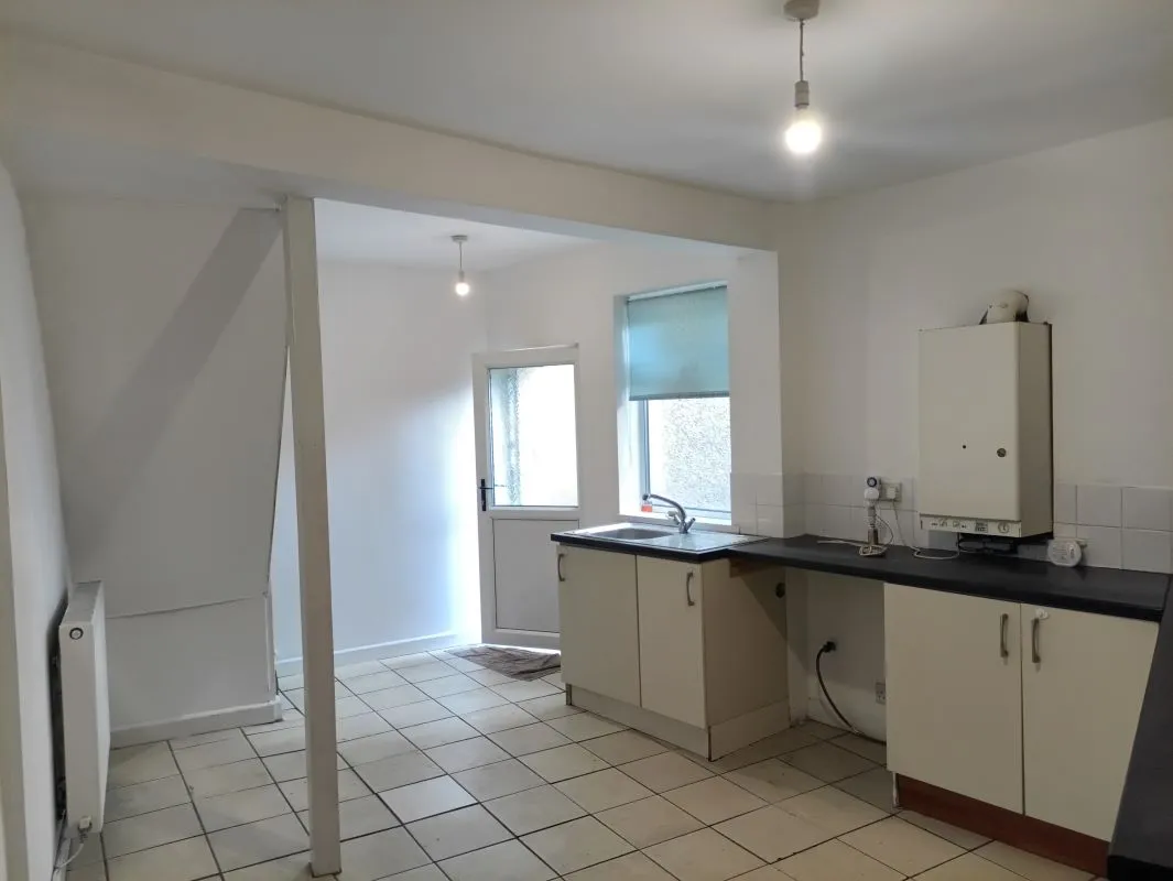 Lot 156 - 14 George Street, Neath, West Glamorgan, SA11 1TT