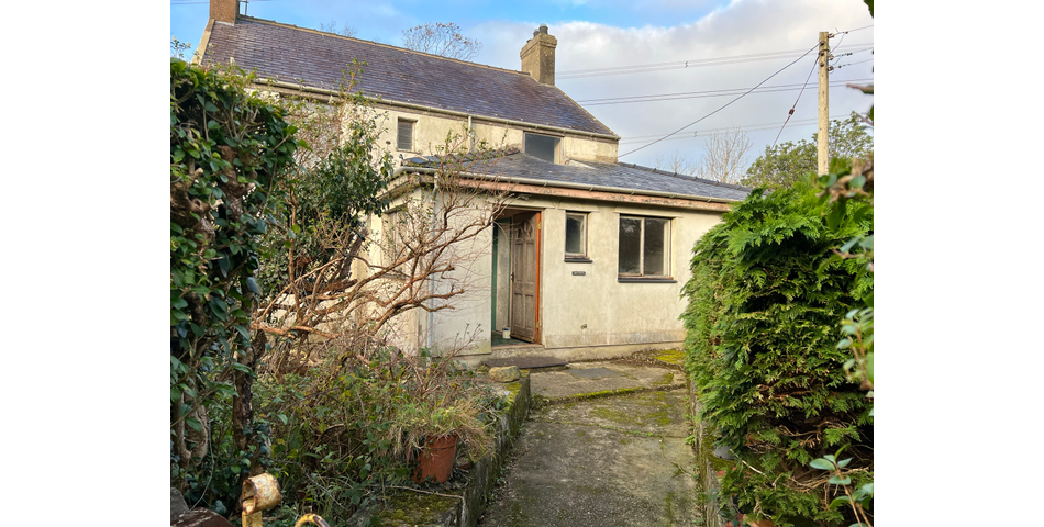 Detached House with Views, Set in Just Under 4 Acres 