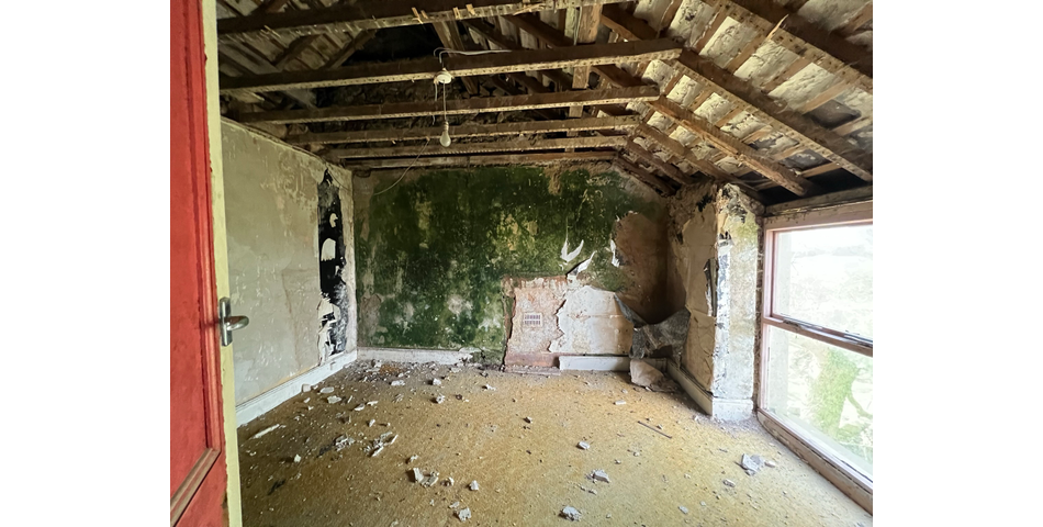 Detached House with Views, Set in Just Under 4 Acres 