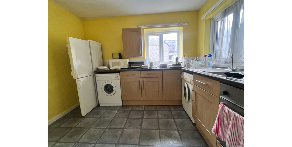 First Floor Apartment Located in Village Centre