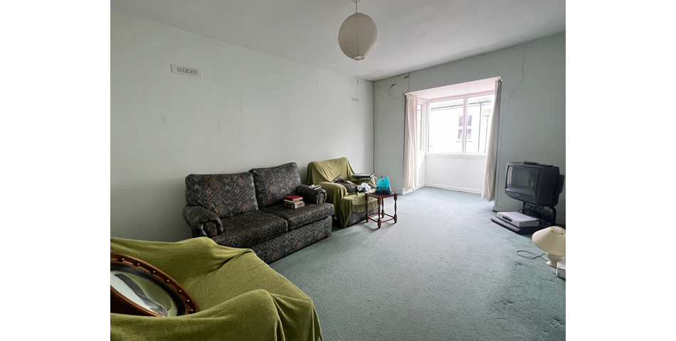 First Floor Apartment Located in Village Centre