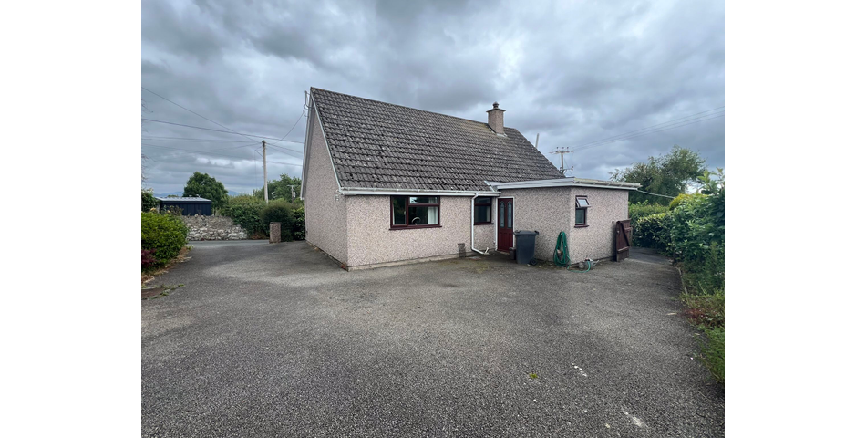 Detached Dormer Bungalow on edge of Village