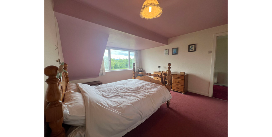 Detached Dormer Bungalow on edge of Village
