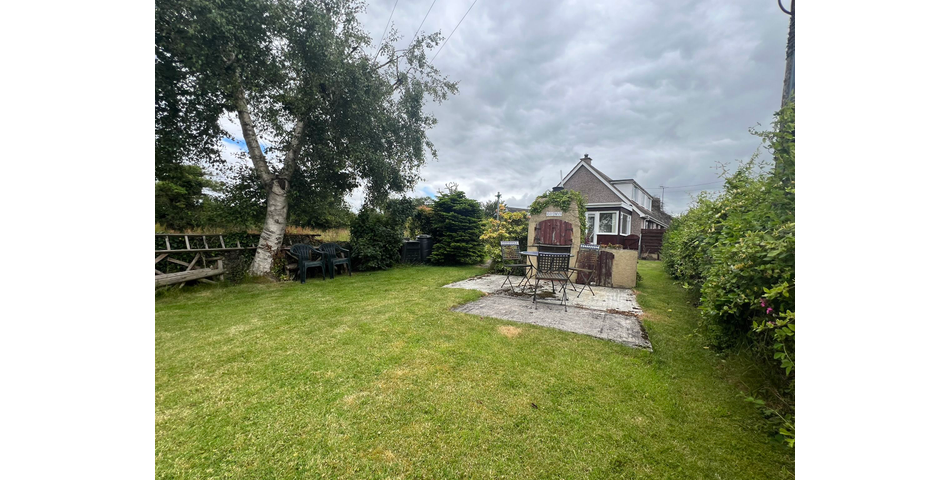 Detached Dormer Bungalow on edge of Village