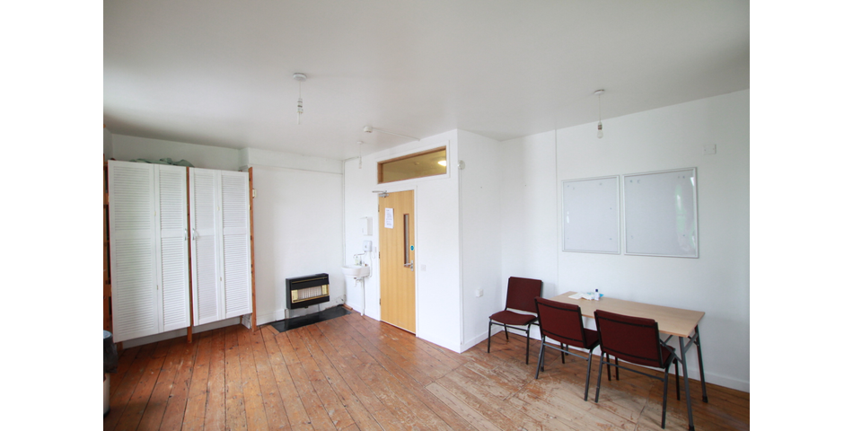 Three Storey Commercial Premises extending to some 340Sq/m 