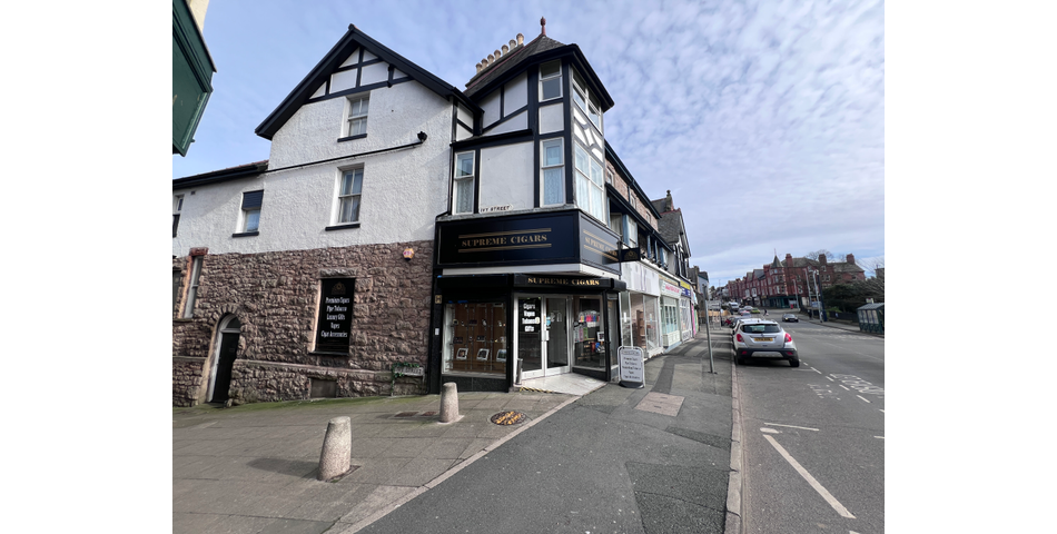 Freehold Mixed-Use Property in Town Centre
