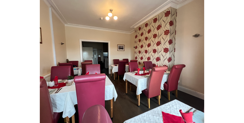 Guest House Overlooking the Seafront of Barmouth