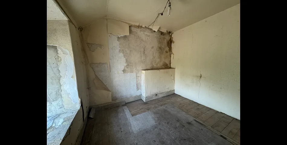 Semi-Detached Property (Formerly Two Properties) in need of Modernisation with Good-Size Garden to Rear