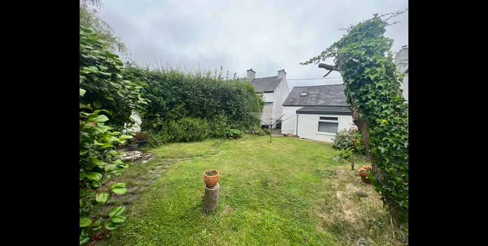 Cottage in Village Location