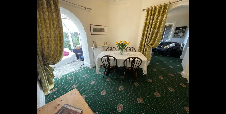 Four Bedroom Detached House with Garden and Garage