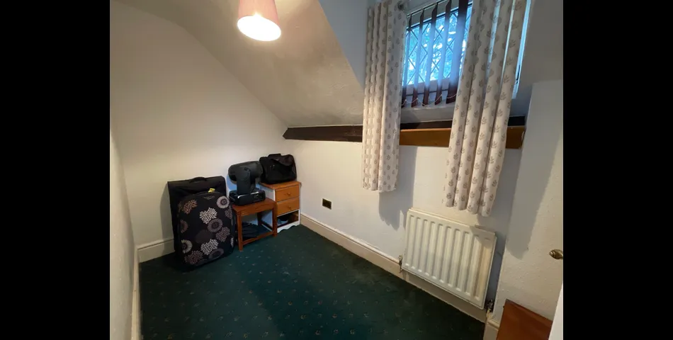Four Bedroom Detached House with Garden and Garage
