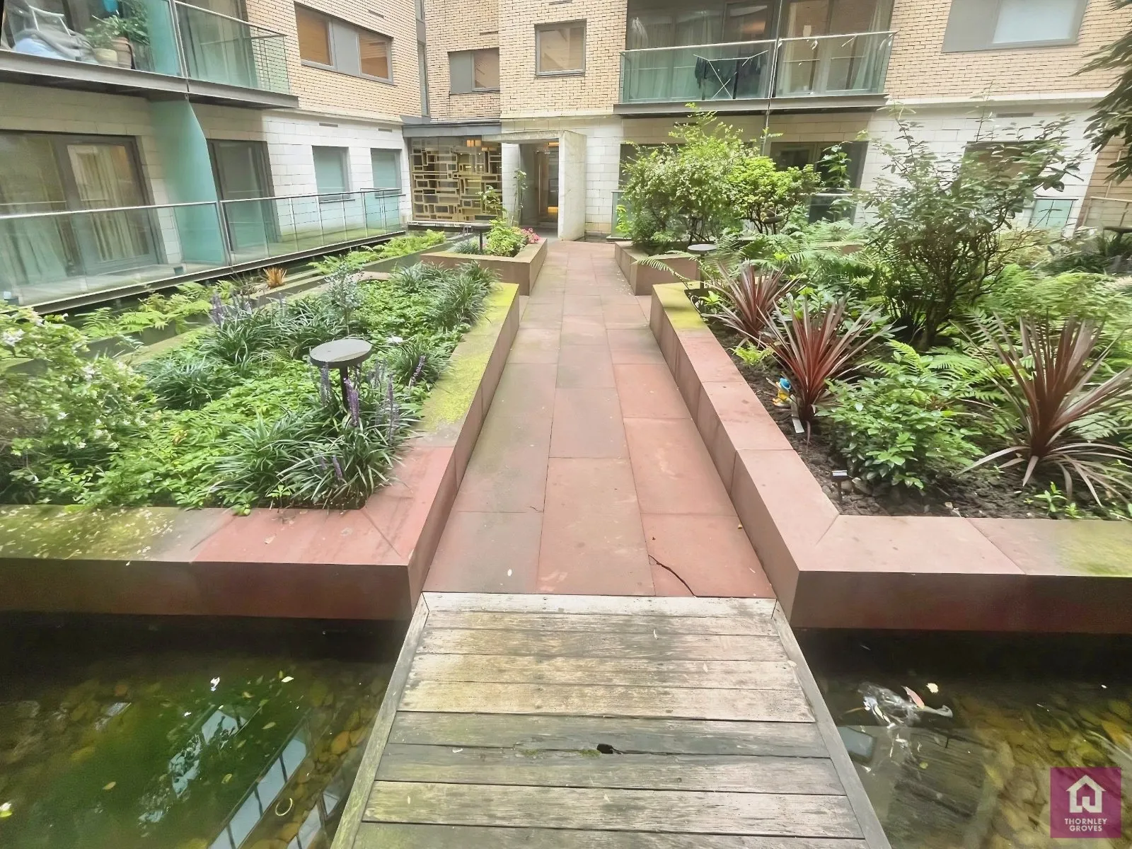 2 bed Apartment