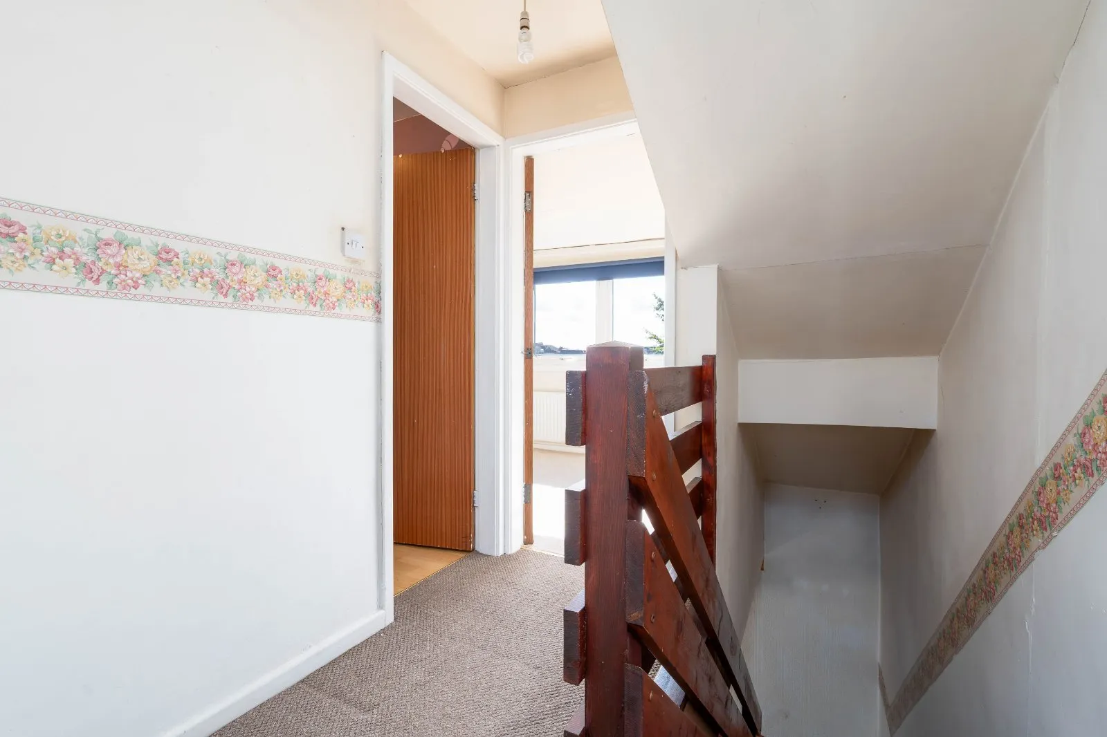 5 bed Semi-Detached