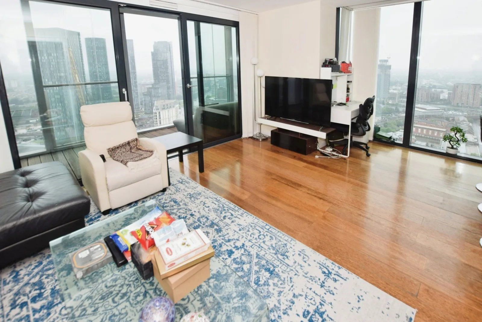 2 bed Apartment