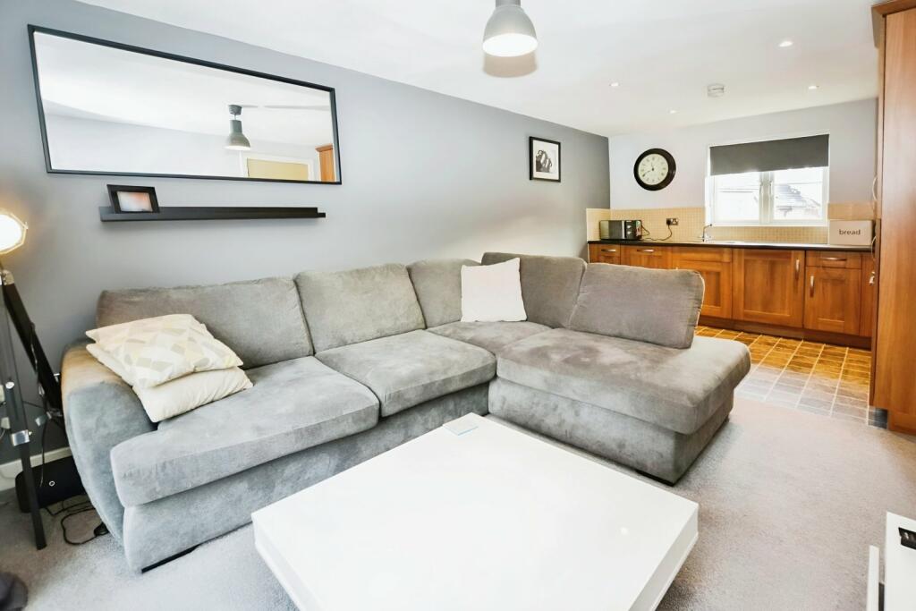 2 bed Apartment