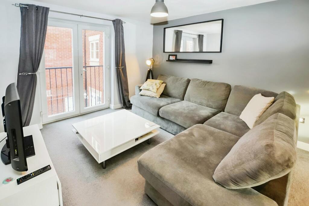 2 bed Apartment