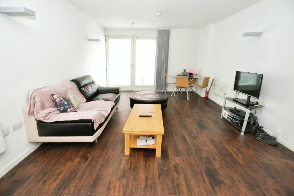 2 bed Apartment