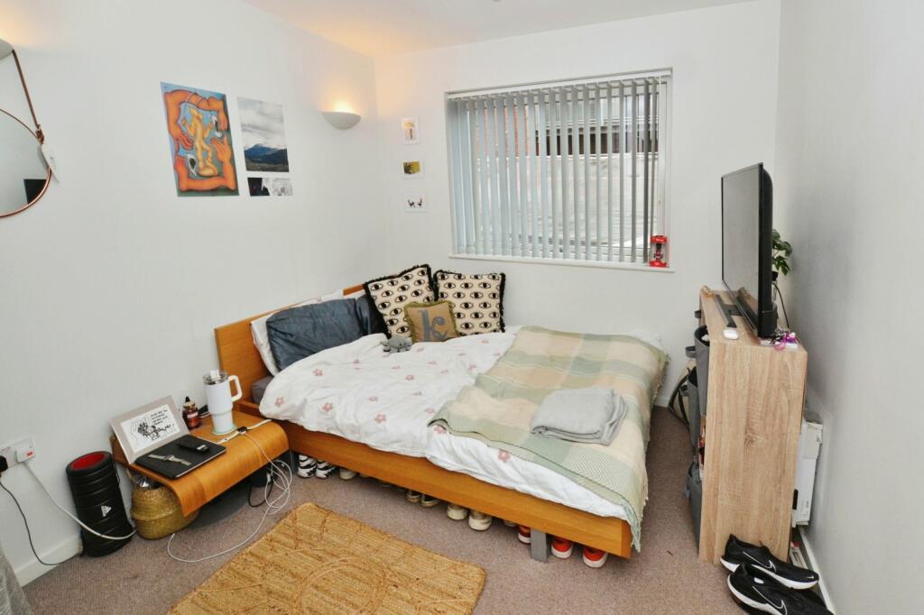 2 bed Apartment