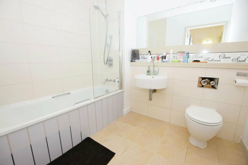 1 bed Apartment